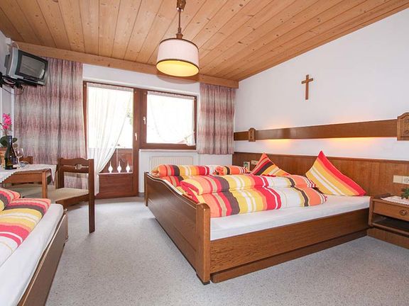 Comfortable rooms in the Gästehaus Schranz